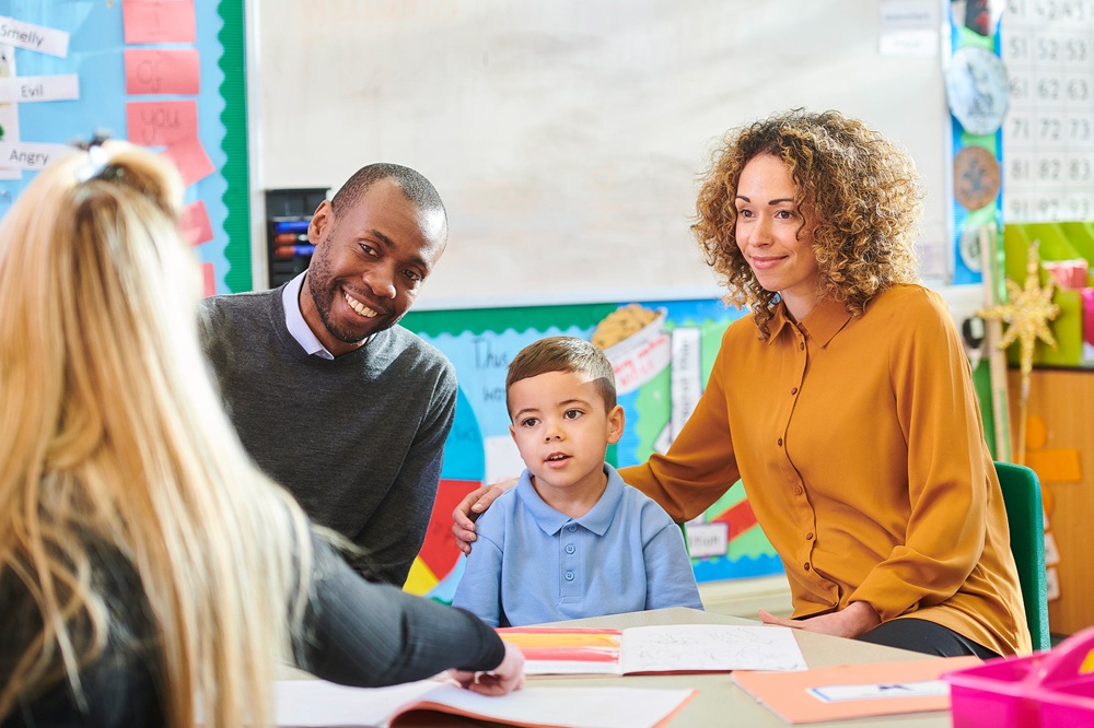 Como engajar famílias no processo educativo dos filhos