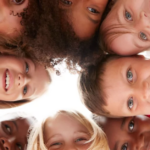 5 práticas que promovem os direitos humanos dentro do ambiente escolar