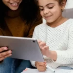 Educação digital: ensinar respeito, limites e empatia também no mundo online