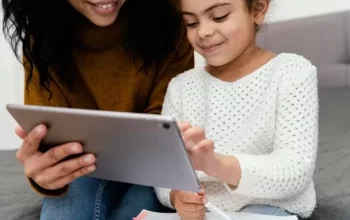 Educação digital: ensinar respeito, limites e empatia também no mundo online