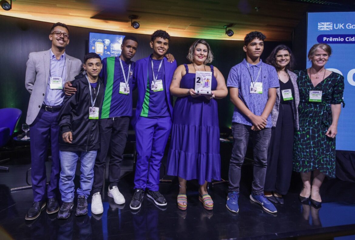 Conheça os finalistas do Prêmio Cidadania Digital em Ação