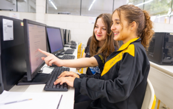 IA transforma práticas pedagógicas e já integra o cotidiano das escolas