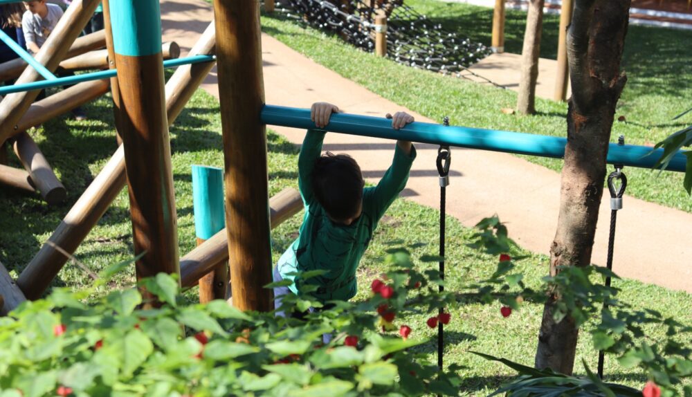 Playground deixa de ser recreio e ganha papel central no desenvolvimento das crianças nas escolas