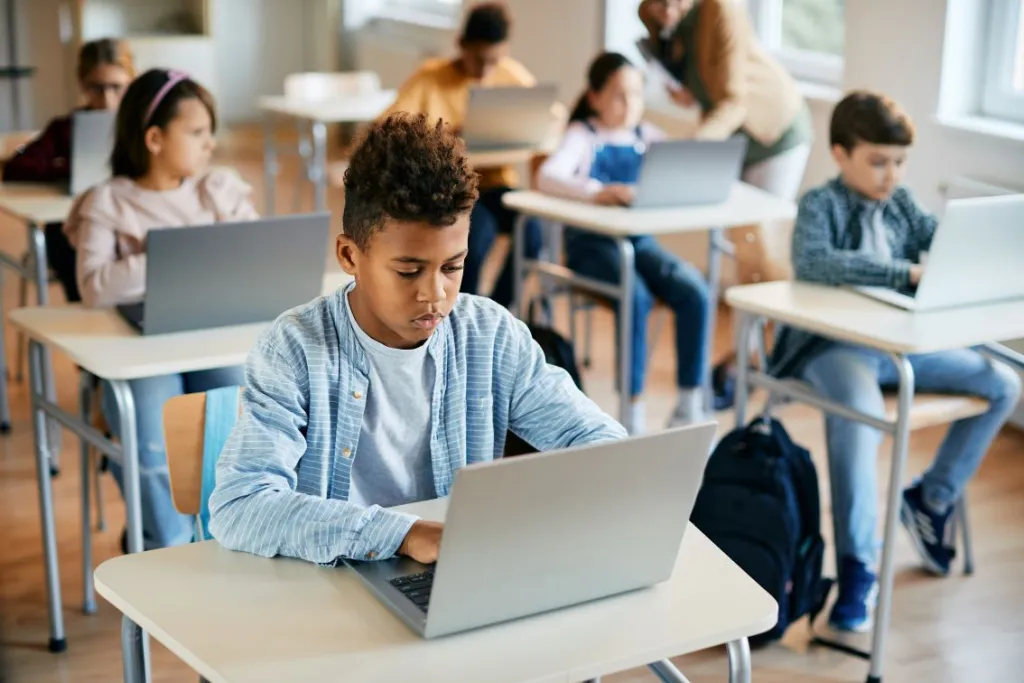 A escola também precisa ensinar a imaginar o futuro