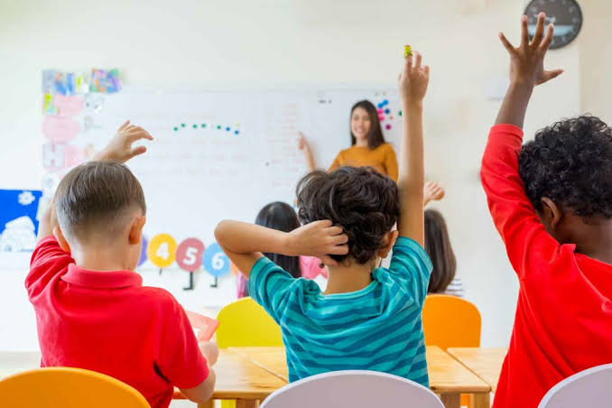 Grandes cidades paulistas enfrentam dificuldades para alfabetizar alunos na idade certa
