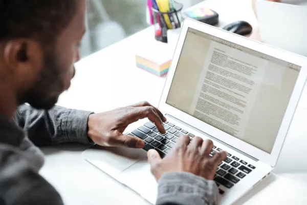 Como identificar textos gerados por IA e usar a tecnologia com ética nos estudos