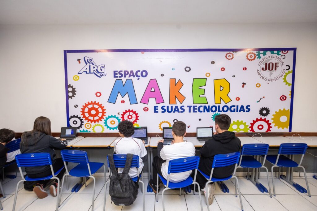 5 medidas que ajudam a explicar por que o Paraná chegou ao topo da educação pública no Brasil